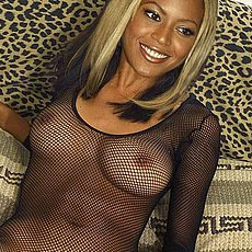 queen b beyonce knowles sweet tits